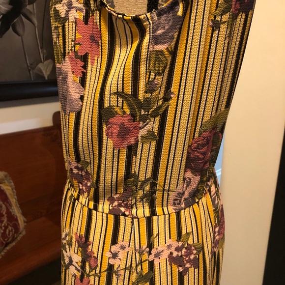 EUC Women’s Stella Tweed Zip Floral Dress - Picture 6 of 7